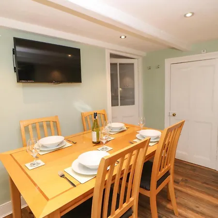 Bank Casa vacanze Alston